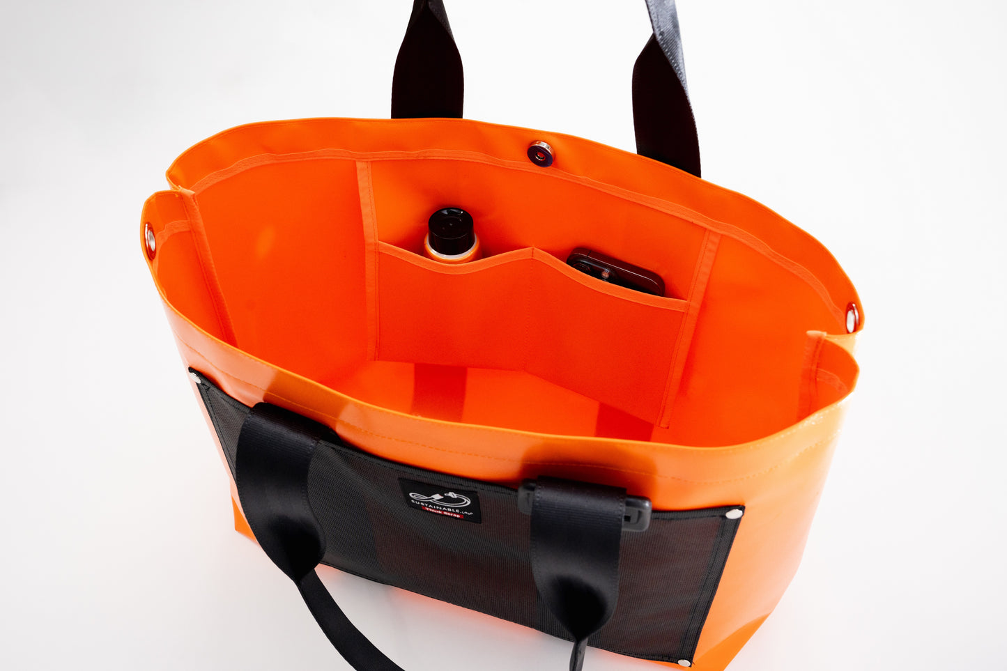 think scrap; thinkscrap; シンクスクラップ；アップサイクル製品；シートベルトトート；テントトート；企業コラボ製品；オレンジトート；収納量トート；ユニークトート；通勤トート；かっこいいトート